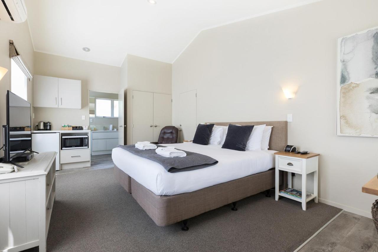 Colonial Court Motor Inn Тауранга Екстер'єр фото